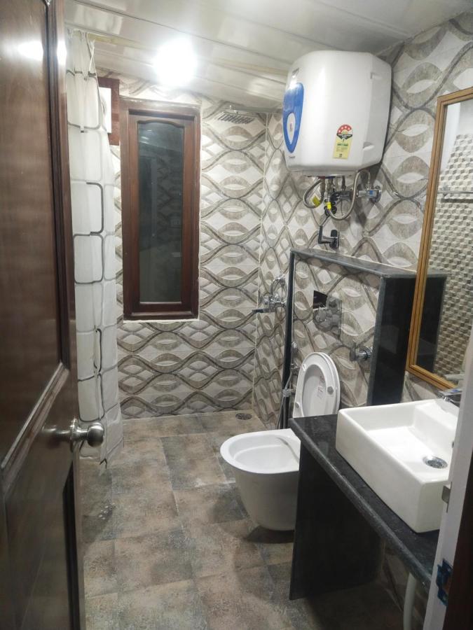 Dhanlaxmi Apartments Shimla Exterior foto