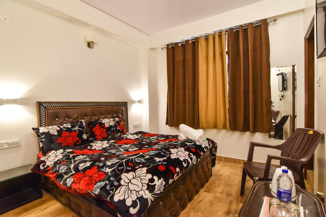 Dhanlaxmi Apartments Shimla Exterior foto